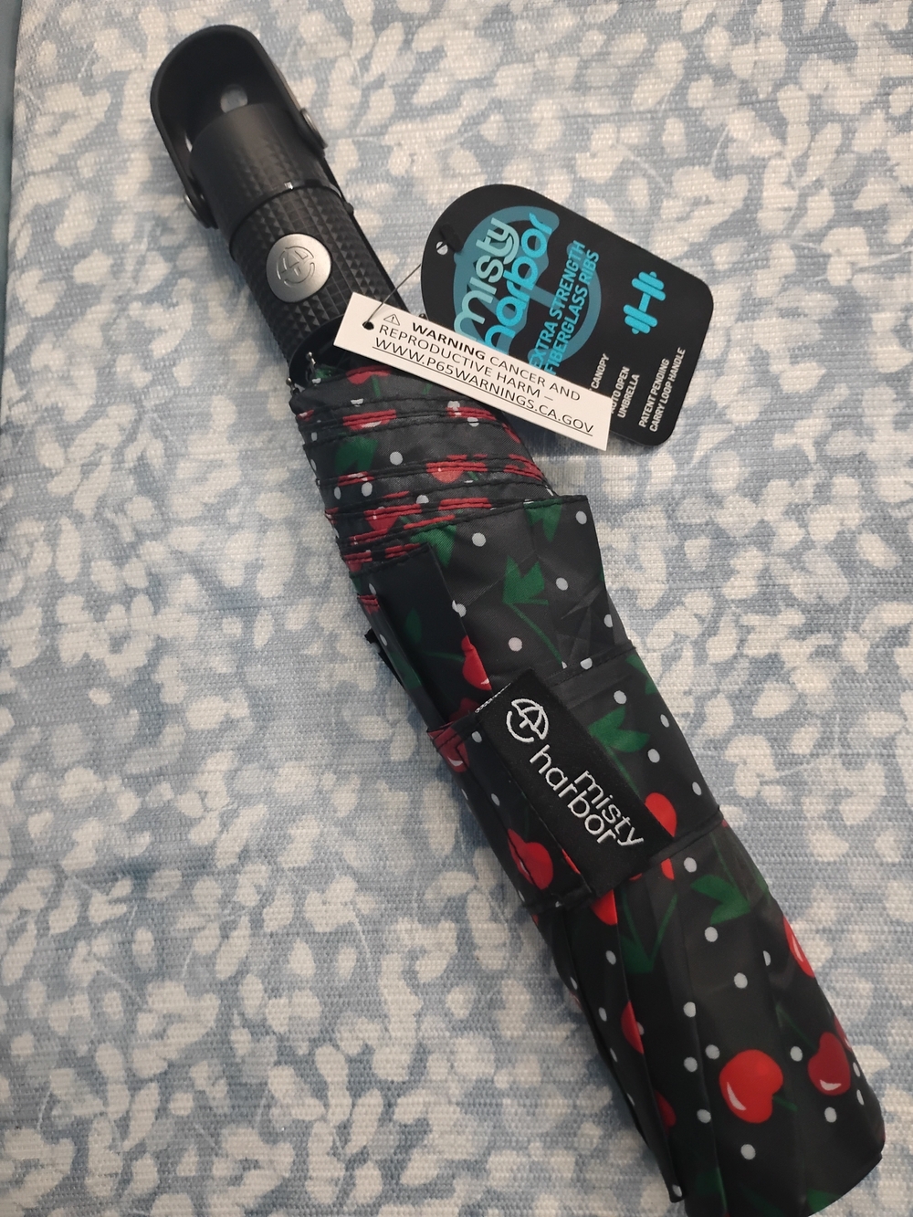 NWT Misty Harbor Black Cherry Pattern Compact Umbrella